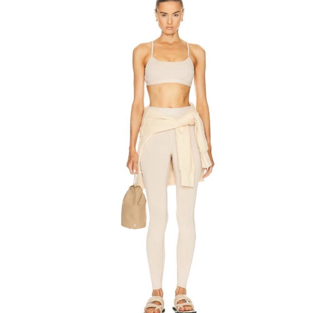 NWT Alo Yoga Airlift Leggings S Macadamia